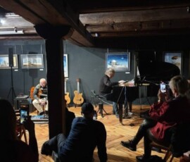 Wspaniały koncert Józefa Skrzeka i Adama Bula na 4 festiwalu improwizacji Im. Krystiana Hadasza Wspaniały koncert Józefa Skrzeka i Adama Bula na 4 festiwalu improwizacji Im. Krystiana Hadasza